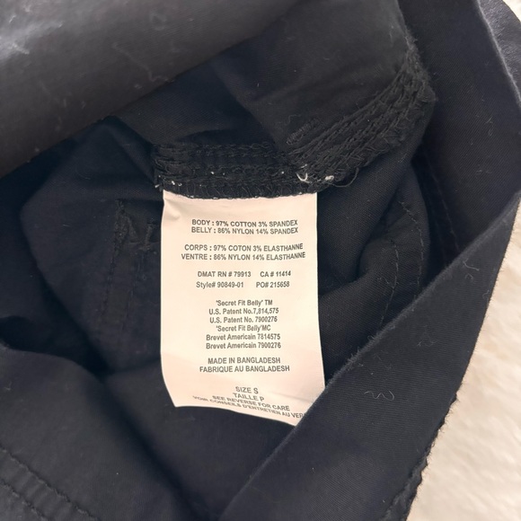 Motherhood Maternity Shorts in Black Size Small NEW Cotton Stretch Belly Band - Picture 8 of 11